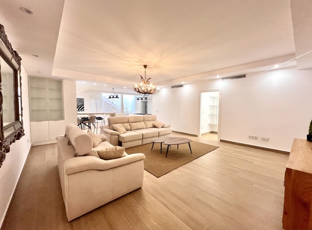 Wiederverkauf - Villa - San Miguel de Salinas - Res. Bellavista