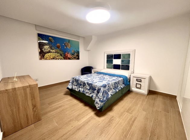 Wiederverkauf - Villa - San Miguel de Salinas - Res. Bellavista