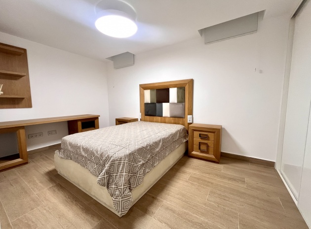 Wiederverkauf - Villa - San Miguel de Salinas - Res. Bellavista