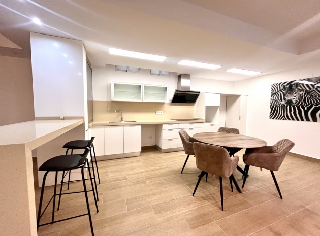 Wiederverkauf - Villa - San Miguel de Salinas - Res. Bellavista