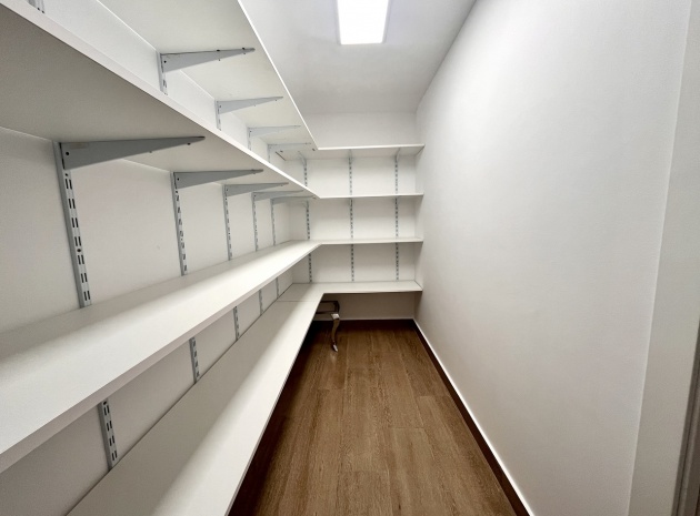 Wiederverkauf - Villa - San Miguel de Salinas - Res. Bellavista