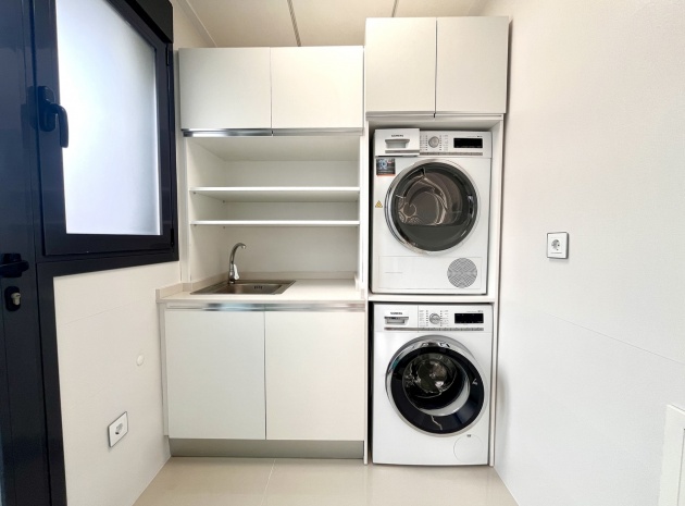 Wiederverkauf - Villa - San Miguel de Salinas - Res. Bellavista