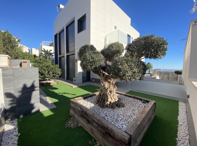 Wiederverkauf - Villa - San Miguel de Salinas - Res. Bellavista