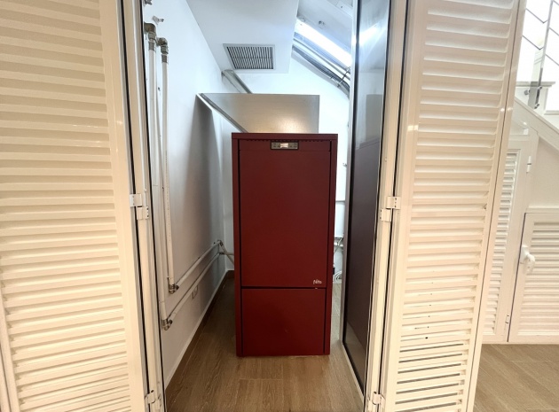 Wiederverkauf - Villa - San Miguel de Salinas - Res. Bellavista