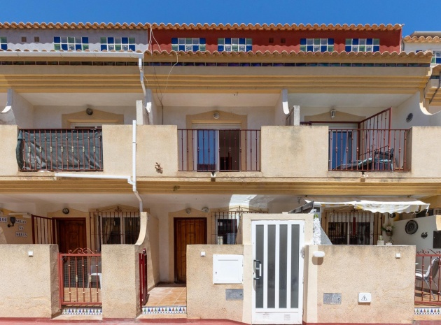 Resale - Townhouse - Playa Flamenca - amapolas