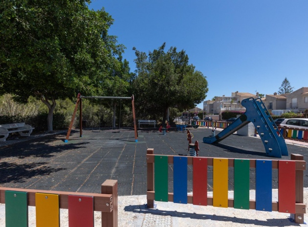 Resale - Townhouse - Playa Flamenca - amapolas