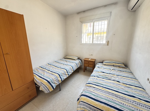 Resale - Apartment - Villamartin - lomas del golf