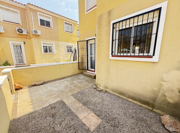 Resale - Apartment - Villamartin - lomas del golf