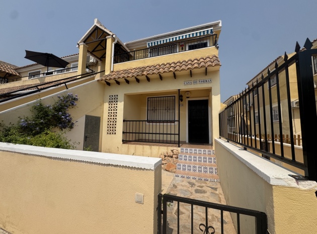 Resale - Apartment - Villamartin - lomas del golf