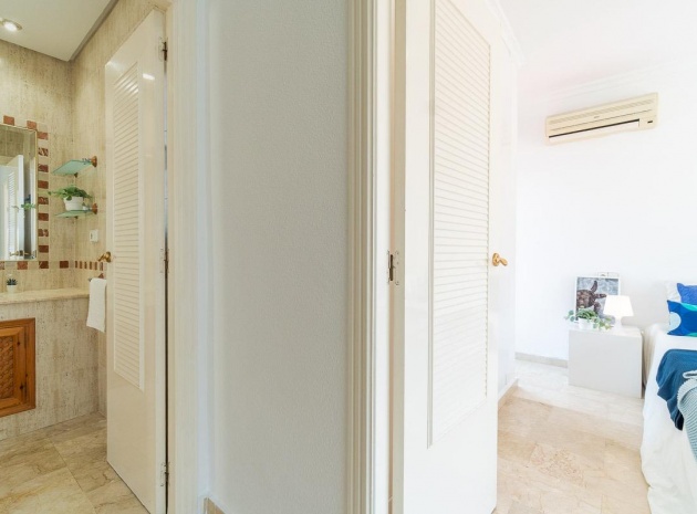 Wiederverkauf - Villa - Villamartin - rioja