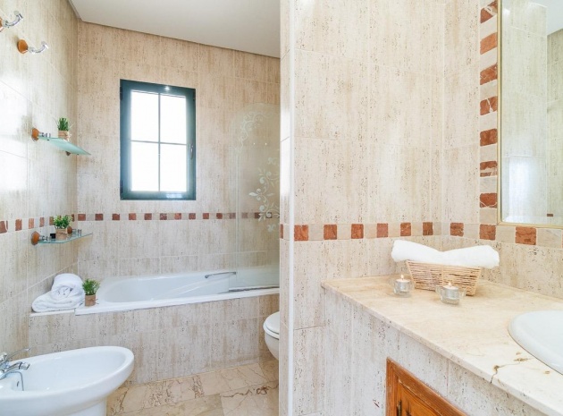 Wiederverkauf - Villa - Villamartin - rioja