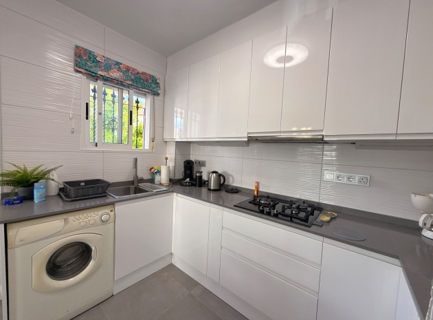 Resale - Villa - Cabo Roig - la regia