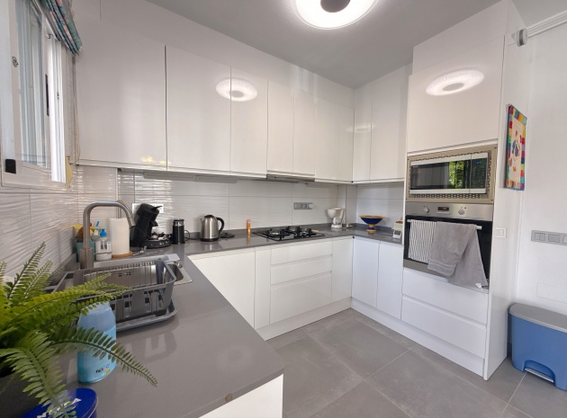 Resale - Villa - Cabo Roig - la regia