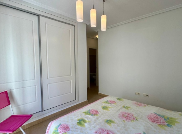 Resale - Apartment - Villamartin - jardin del alba