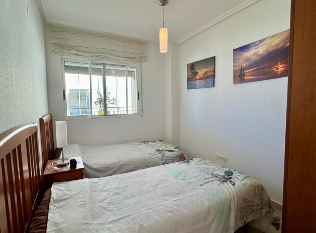 Resale - Apartment - Villamartin - jardin del alba