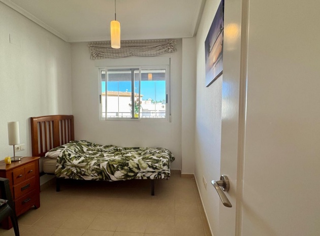 Resale - Apartment - Villamartin - jardin del alba