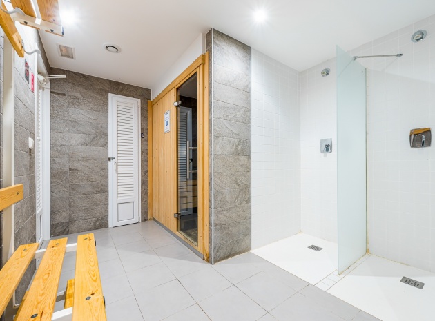 Resale - Apartment - Torrevieja - Punta Prima