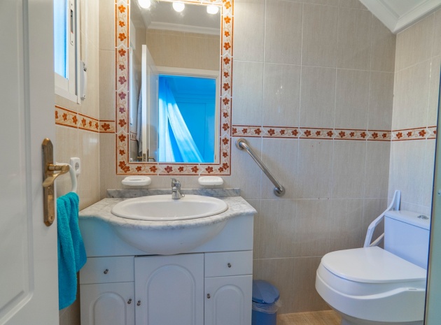 Wiederverkauf - Villa - Guardamar del Segura - El Raso