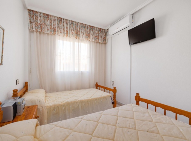 Wiederverkauf - Wohnung - Torrevieja - parque del naciones