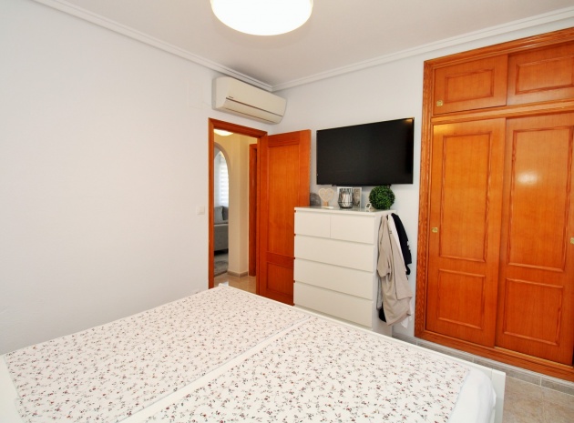 Återförsäljning - Villa - Villamartin - monte golf