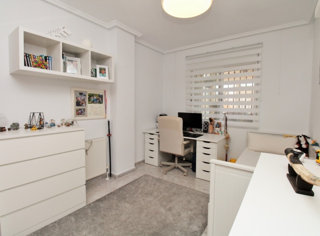 Återförsäljning - Villa - Villamartin - monte golf