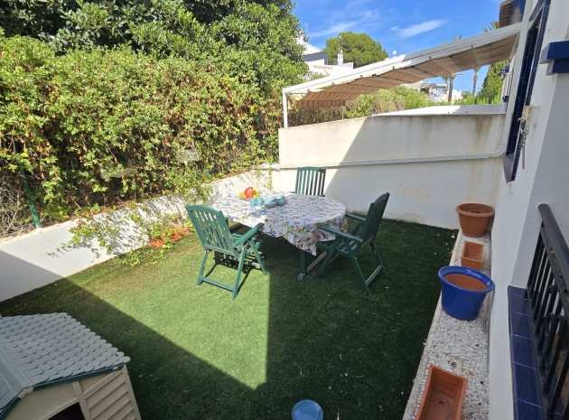 Resale - Townhouse - Villamartin - rioja