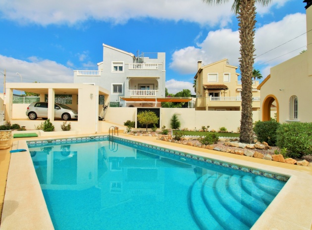 Revente - Villa - Villamartin