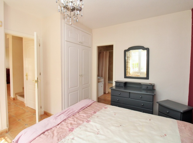 Revente - Villa - Villamartin