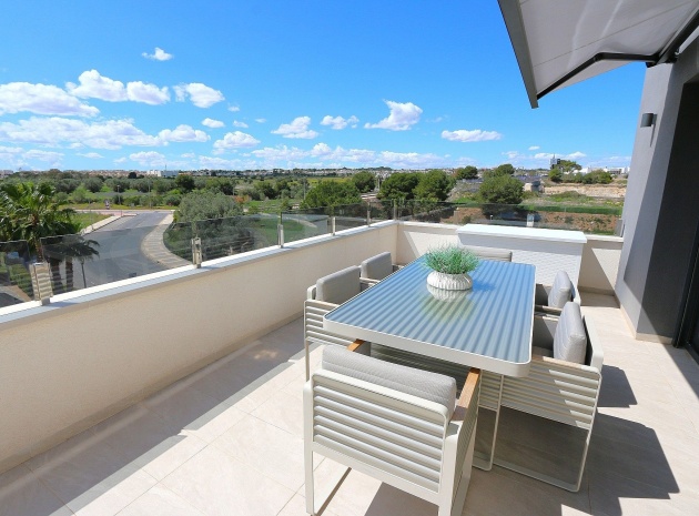 Resale - Apartment - Los Altos - Res. El Amanecer