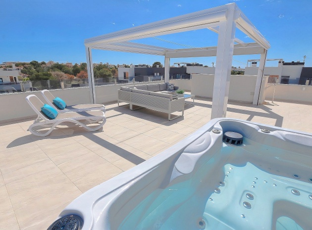 Resale - Apartment - Los Altos - Res. El Amanecer