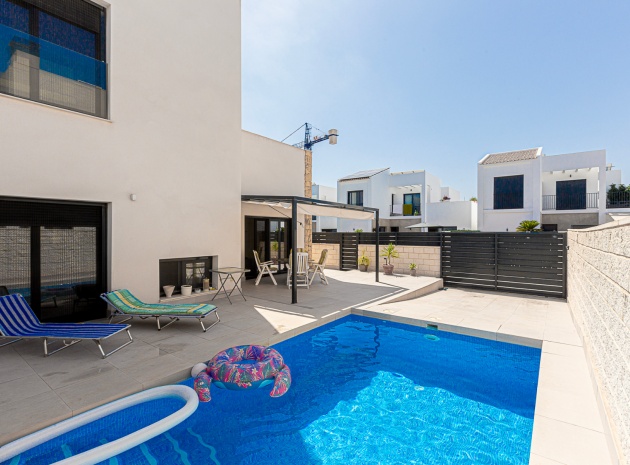 Återförsäljning - Villa - Ciudad Quesada - Dona Pepa