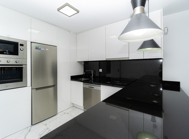 Wiederverkauf - Wohnung - Mil Palmeras - Beachside Mil Palmeras