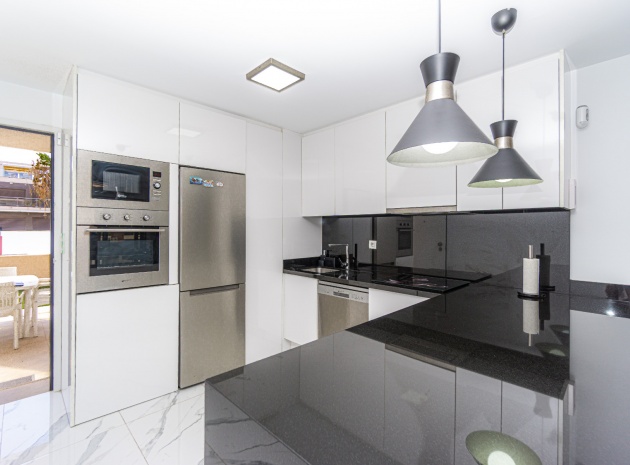 Wiederverkauf - Wohnung - Mil Palmeras - Beachside Mil Palmeras