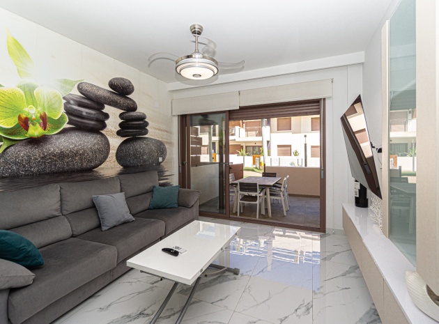 Wiederverkauf - Wohnung - Mil Palmeras - Beachside Mil Palmeras