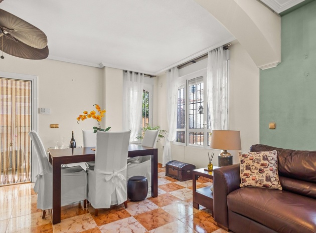 Resale - Villa - Cabo Roig - Lomas de Cabo Roig