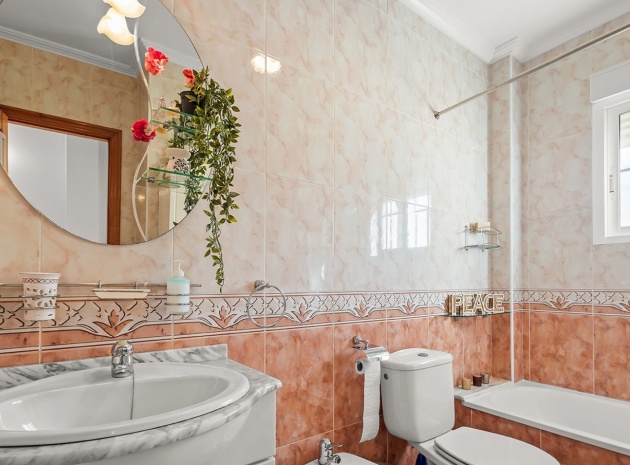 Resale - Villa - Cabo Roig - Lomas de Cabo Roig