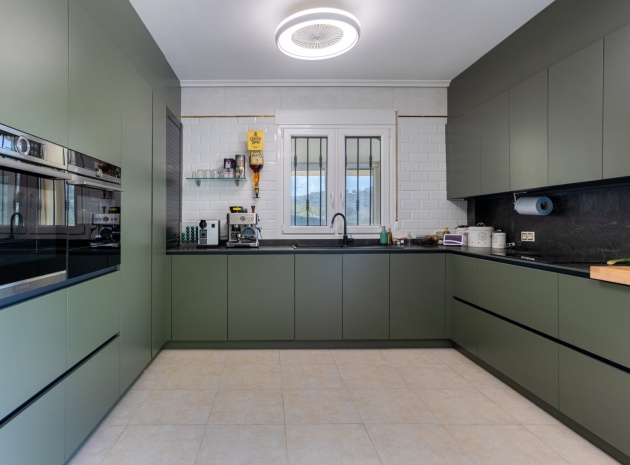 Resale - Country Property - La Zarza