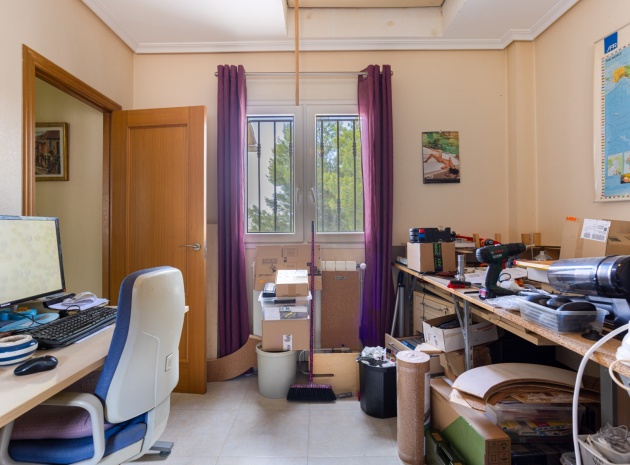 Resale - Country Property - La Zarza