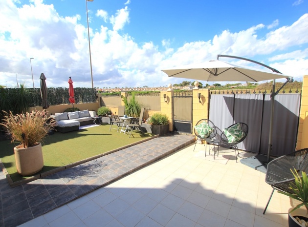 Resale - Villa - Guardamar del Segura - Guardamar - El Raso