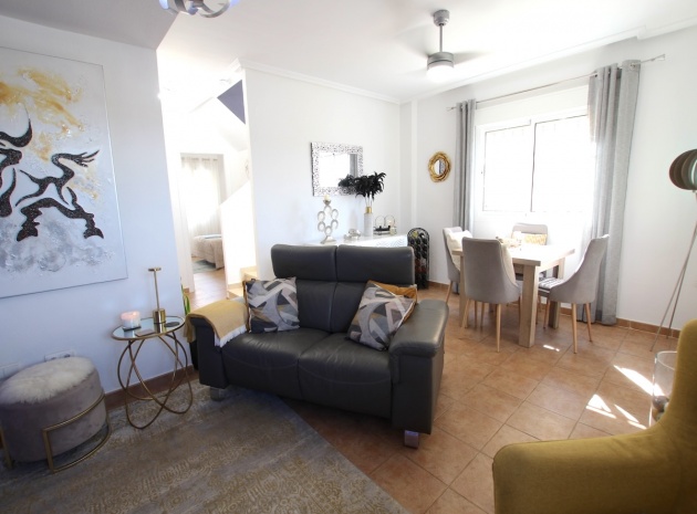 Resale - Villa - Guardamar del Segura - Guardamar - El Raso