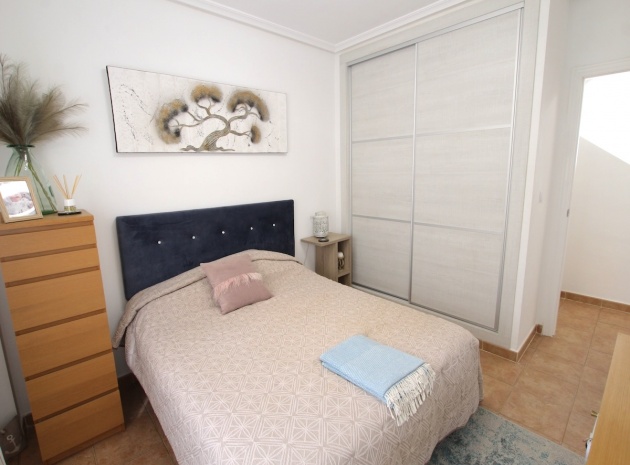 Resale - Villa - Guardamar del Segura - Guardamar - El Raso