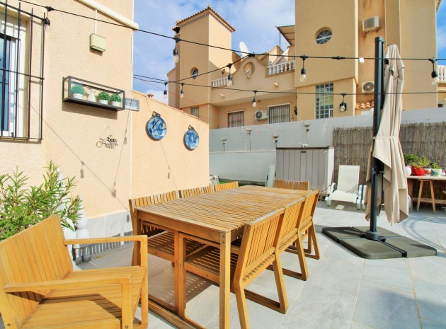 Resale - Villa - Villamartin - El Galan