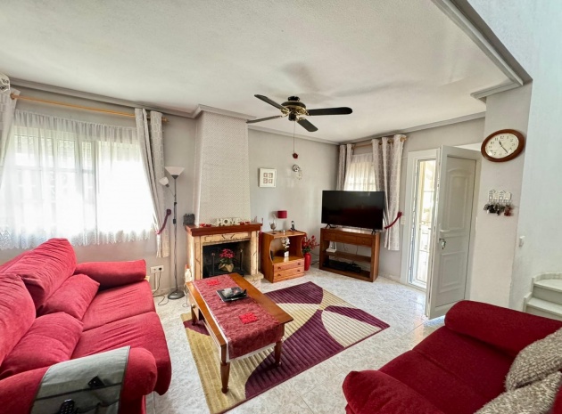 Wiederverkauf - Villa - Punta Prima - Las Barcas