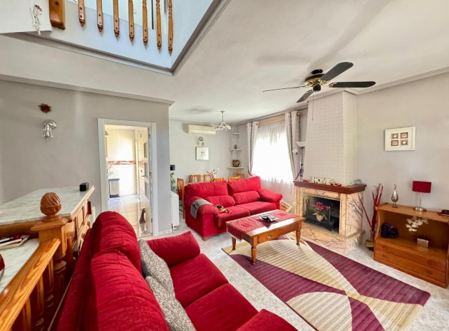 Wiederverkauf - Villa - Punta Prima - Las Barcas