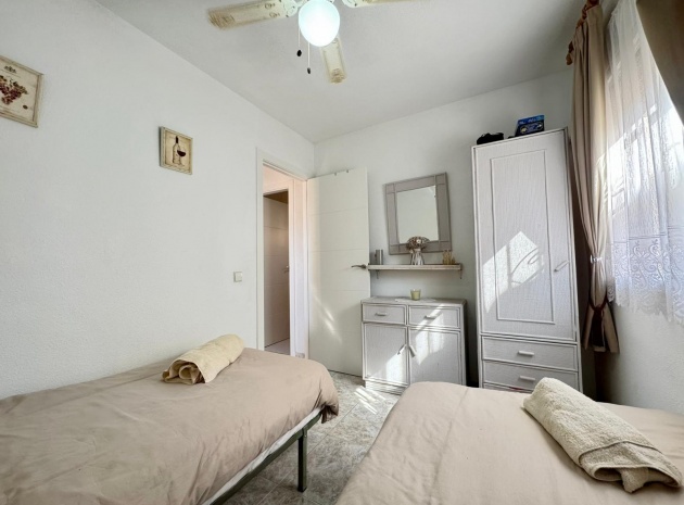 Wiederverkauf - Villa - Punta Prima - Las Barcas