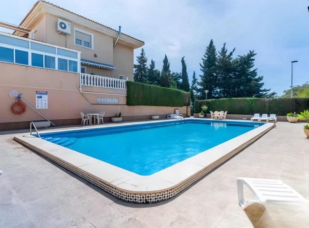 Wiederverkauf - Villa - Punta Prima - Las Barcas