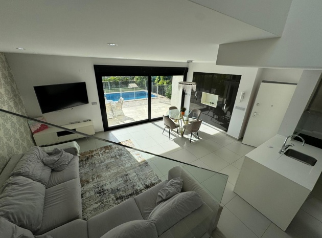 Återförsäljning - Villa - Ciudad Quesada - Pueblo Bravo