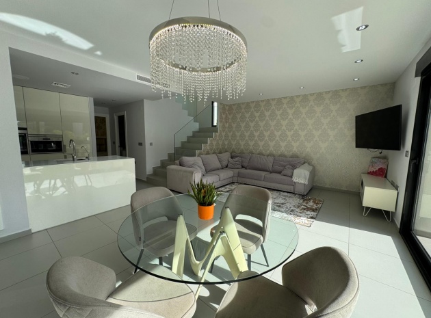 Återförsäljning - Villa - Ciudad Quesada - Pueblo Bravo