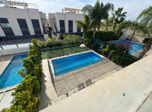 Återförsäljning - Villa - Ciudad Quesada - Pueblo Bravo