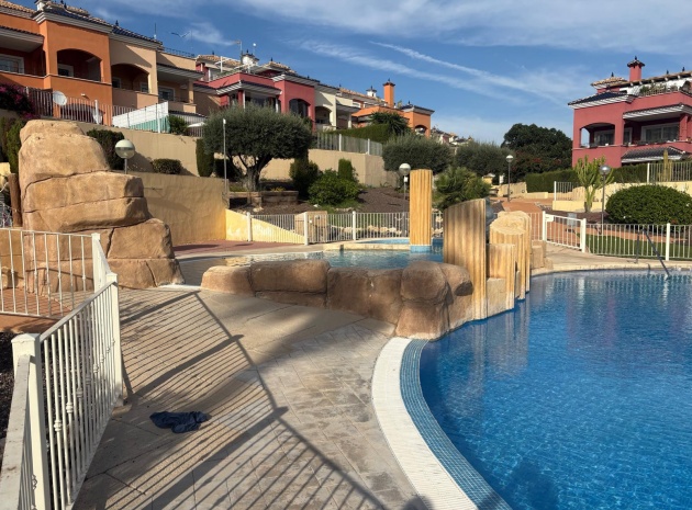 Resale - Apartment - Altaona Golf